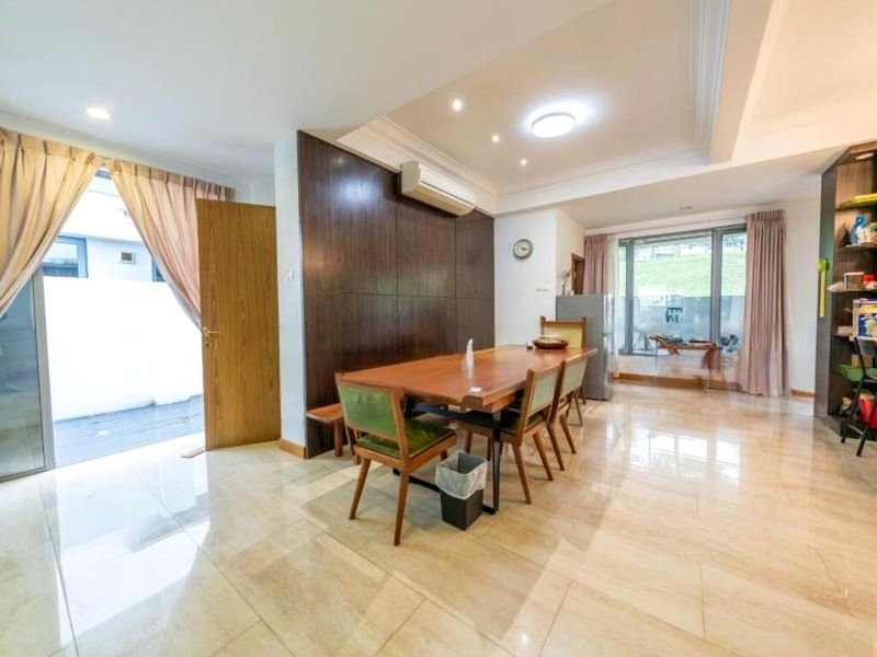 4 Bed Semi-Detached House (Landed) for Sale in  Watten Estate - Image 2